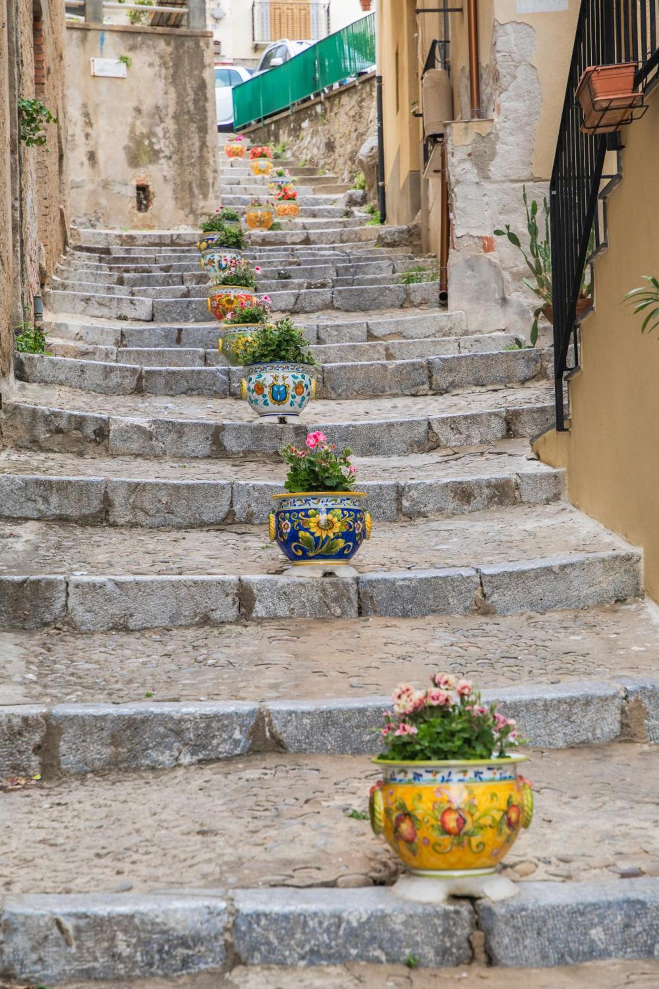 Suite Liberty Cefalu Exterior photo